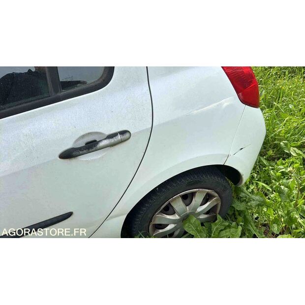 2008 رينو Clio-46355508