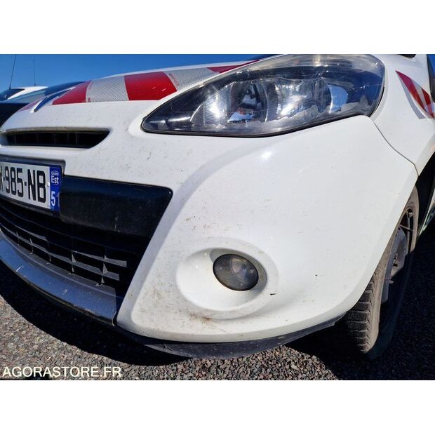 2011 رينو Clio-46355531