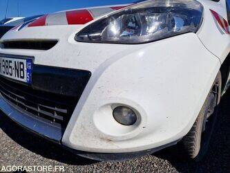 2011-renault-clio-1438493-46355531