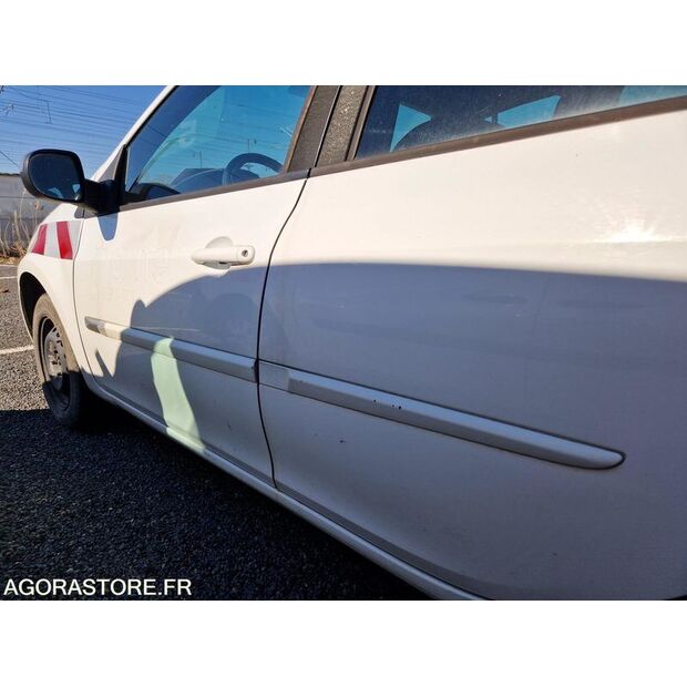 2011 رينو Clio-46355541