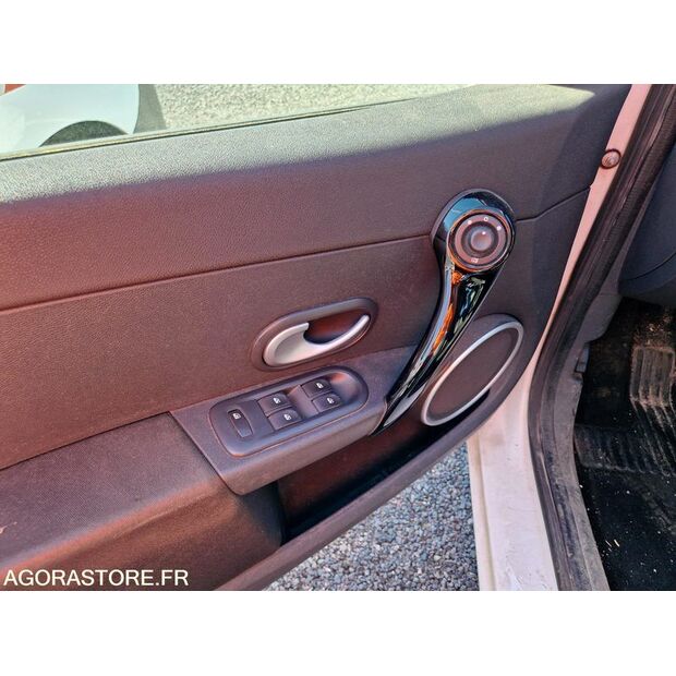 2011 رينو Clio-46355545