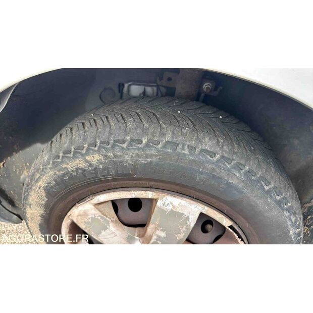 2009 رينو Kangoo-46355572