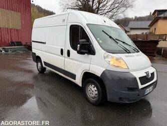2013-peugeot-boxer-1438499-46355692