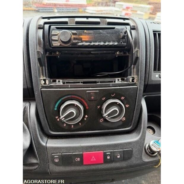 2013 بيجو BOXER-46355700