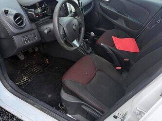 2016-renault-clio-1438504-46355801