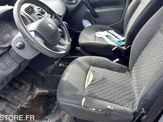 2016-renault-kangoo-1438506-46355822