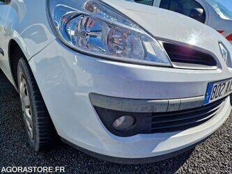 2008-renault-clio-1438508-46355890