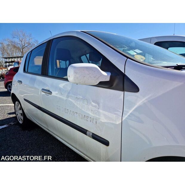 2008 Renault Clio-46355895