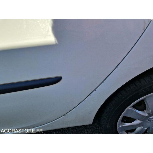 2008 Renault Clio-46355910