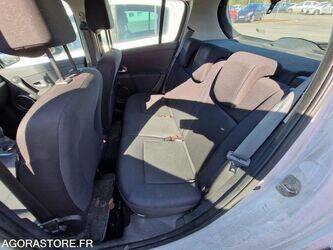 2008-renault-clio-1438508-46355918