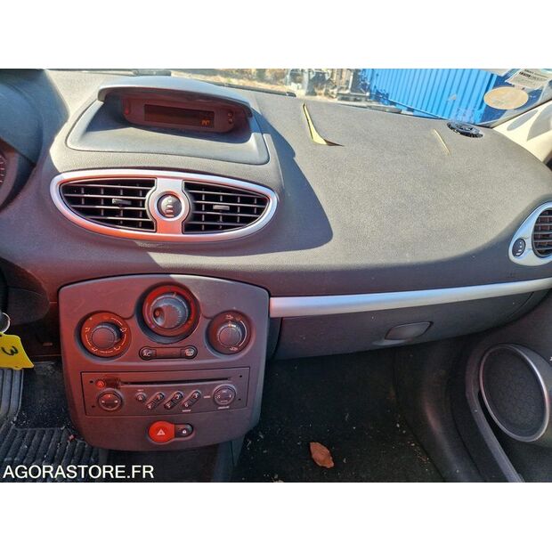 2008 Renault Clio-46355919