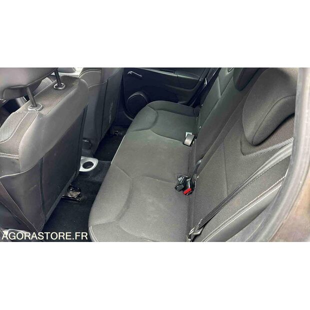 2012 Renault Clio-46356076