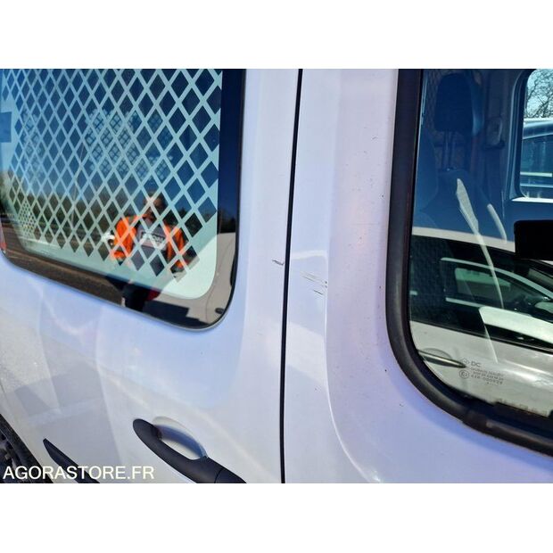 2013 رينو Kangoo-46356422