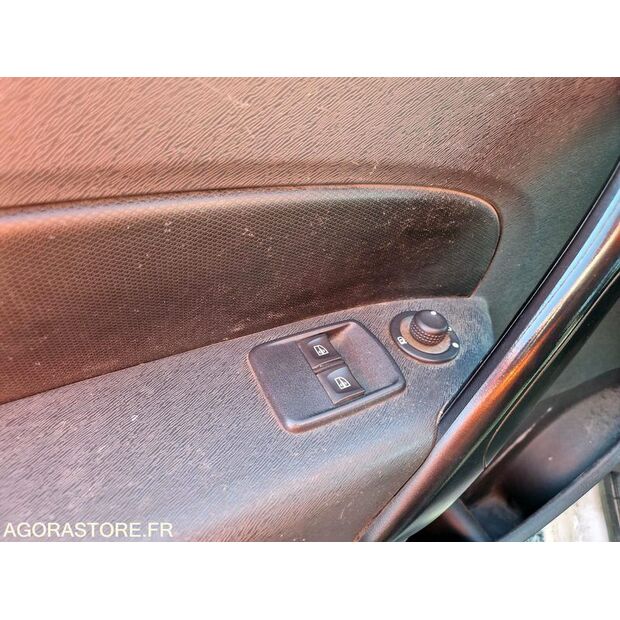 2013 رينو Kangoo-46356432