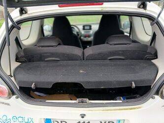 2011-toyota-aygo-46356449