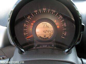 2018-peugeot-108-46356539