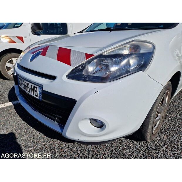 2011 رينو Clio-46356562