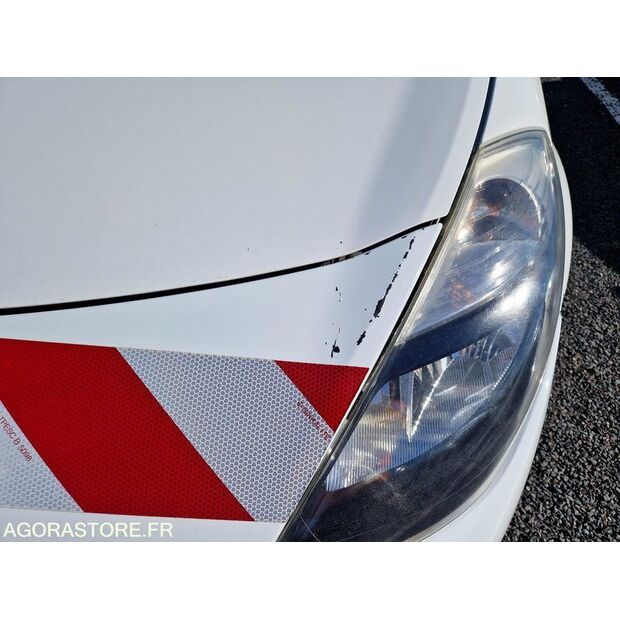 2011 رينو Clio-46356565