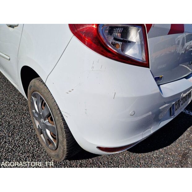 2011 رينو Clio-46356578