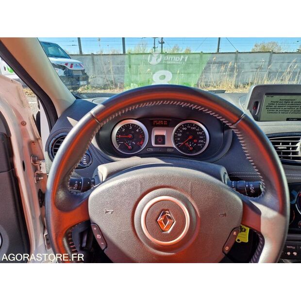 2011 رينو Clio-46356587