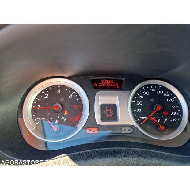 2011 رينو Clio-46356589