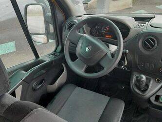 2014-renault-master-1438535-46356674