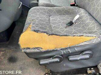 2010-renault-master-1438538-46356715