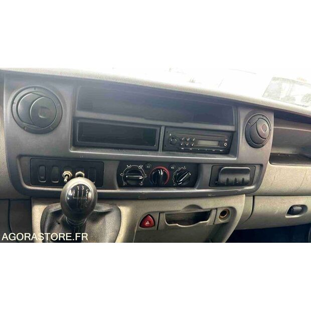 2010 رينو Master-46356716