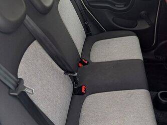 2018-fiat-panda-1438544-46356811