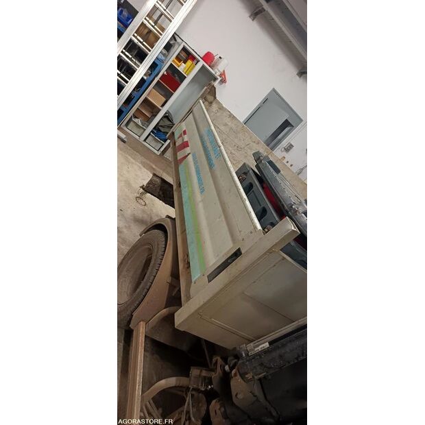 2012 Iveco 35C13-46356872