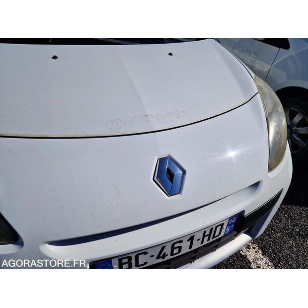 2010 Renault Clio-46356882