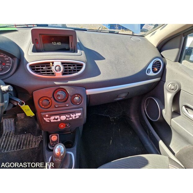 2010 Renault Clio-46356900