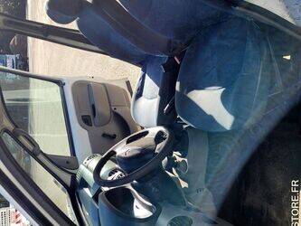 2003-renault-kangoo-1438560-46357005