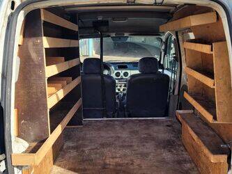 2003-renault-kangoo-1438560-46357008