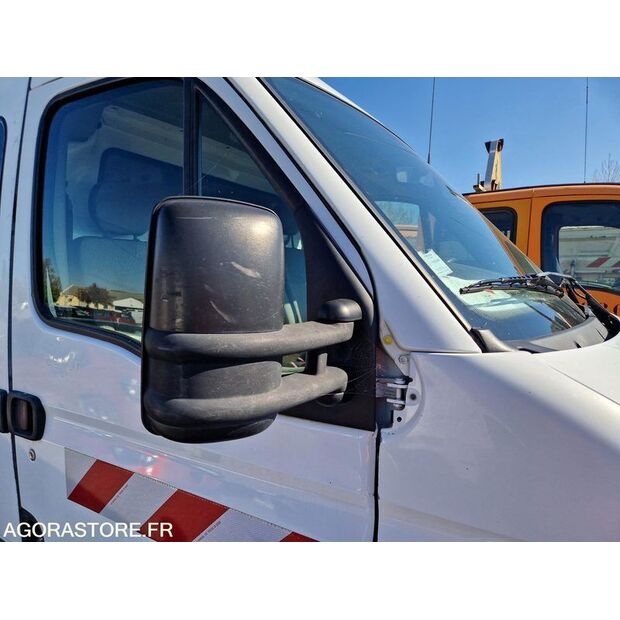 2009 Renault Master-46357037