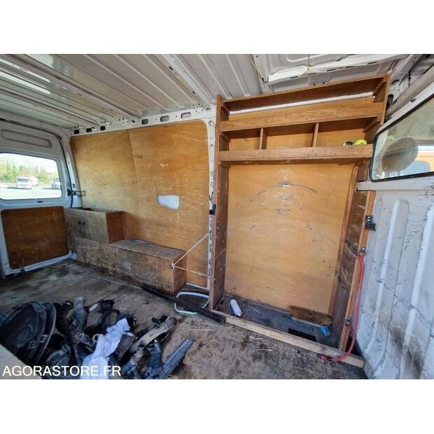 2009 Renault Master-46357045