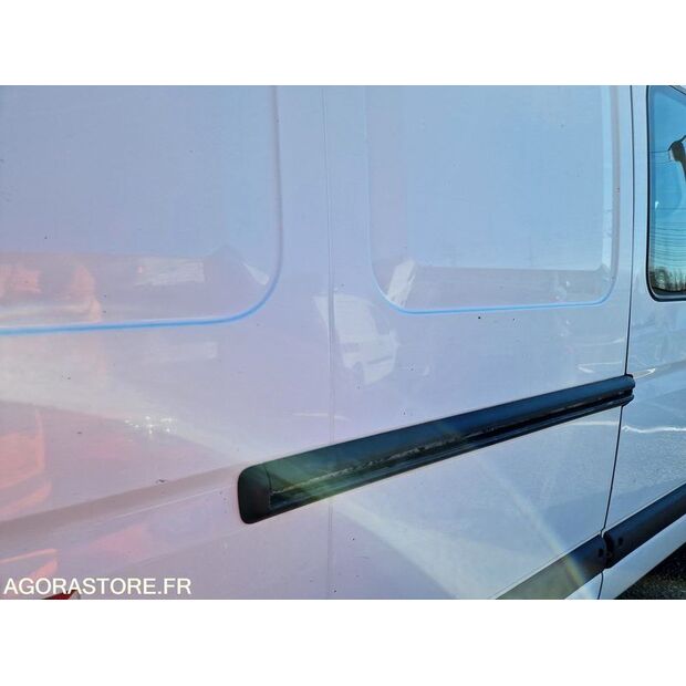 2009 Renault Master-46357051
