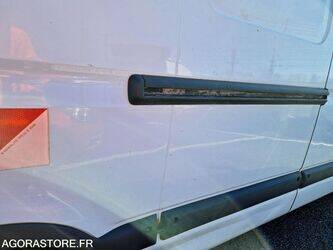 2009-renault-master-1438562-46357052