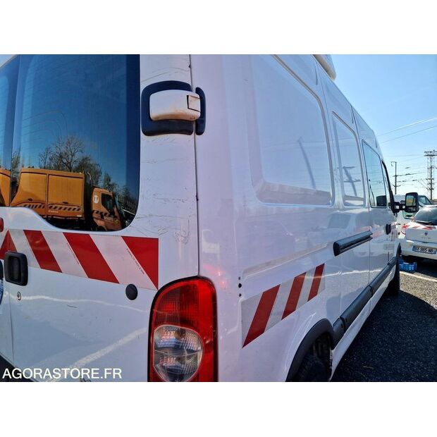 2009 Renault Master-46357055