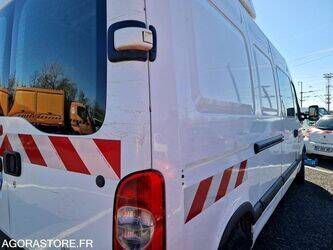 2009-renault-master-1438562-46357055