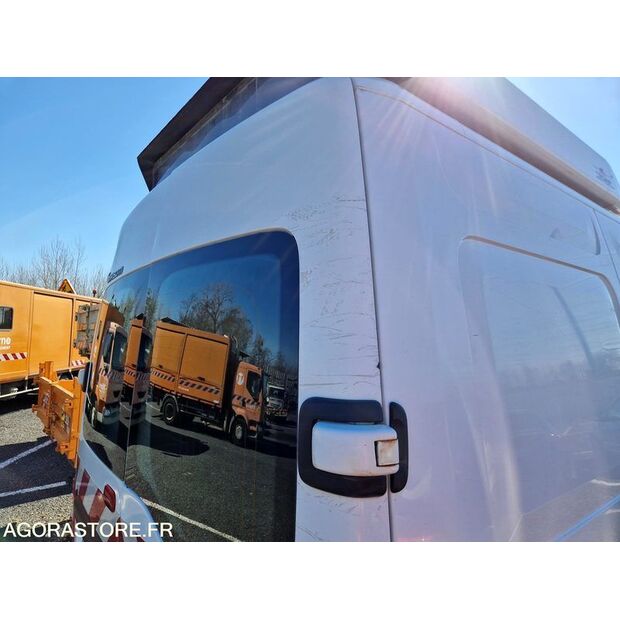 2009 Renault Master-46357056