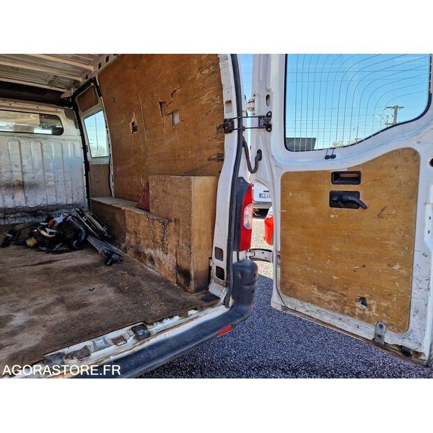 2009 Renault Master-46357062