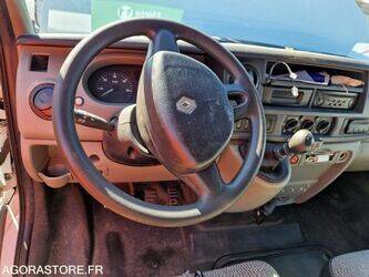 2009-renault-master-1438562-46357086