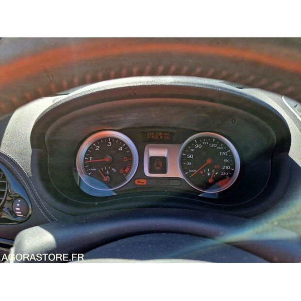 2011 Renault Clio-46357125