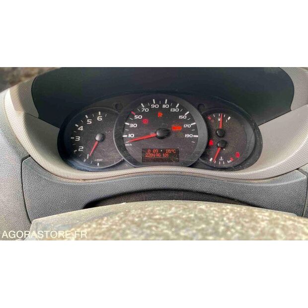 2012 Renault Master-46357149