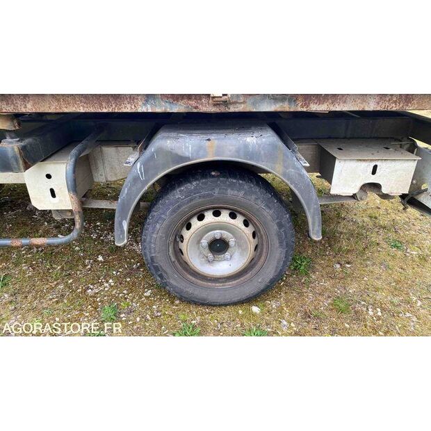 2012 Renault Master-46357153