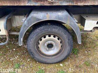 2012-renault-master-1438566-46357153