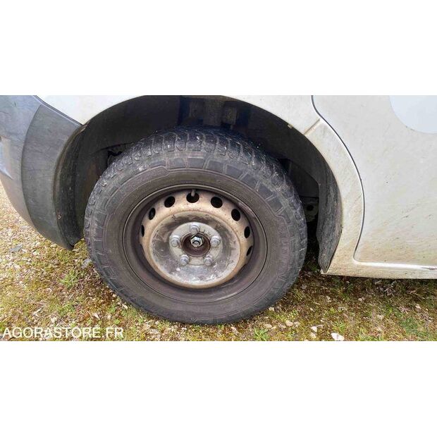 2012 Renault Master-46357154