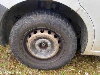 2012-renault-master-1438566-46357154