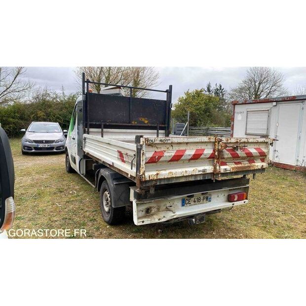 2012 Renault Master-46357156